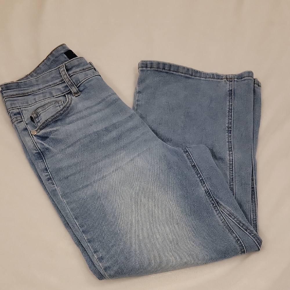 Judy Blue Wide Crop Denim Jeans